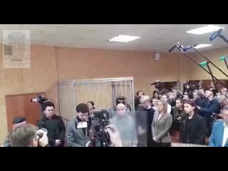 ⚡️ Елену Блиновскую, известную как «королева марафонов», приговорили к 5 годам колонии общего режима и взыскали 587... (видео)