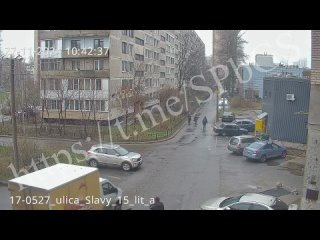 За год суды Петербурга наказали 779 покинувших места ДТП. Среди них – водитель грузовика, который толкнул женщину... (видео)