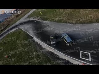 На чемпионате по дрифту Let’s Drift в Шушарах случилось чудо: с колеса машины во время заезда слетела шина, а потом... (видео)