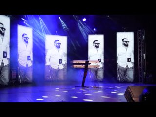 Эмиль Гыстаров - В тишине Любви 2025 (Official Video)_HD.mp4
