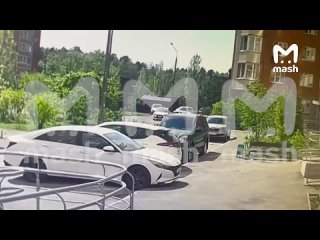 Момент взрыва автомобиля в Балашихе, в результате которого погиб генерал Генштаба МО РФ Ярослав Москалик. СВУ в... (видео)
