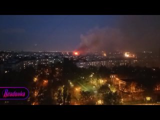 В московском районе Теплый стан прогремел взрыв — горит квартира на девятом этаже    Вечером в многоэтажке на улице... (видео)