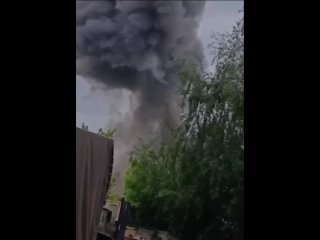 Ебаные криворукие хохлы, даже падение гераньки нормально ровно снять не могут - Иван Димитров