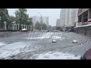 Отставить шашлыки! Московский регион накрыл снегодождь    У москвичей и подмосквичей сегодня утро недоброе. Погода... (видео)