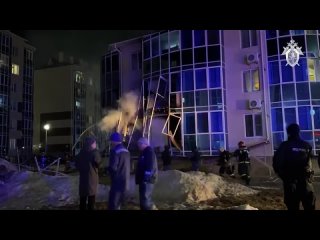 СВУ случайно взорвалось в квартире двух украинских диверсантов в Югре 12 апреля. При помощи взрывчатки мужчины... (видео)