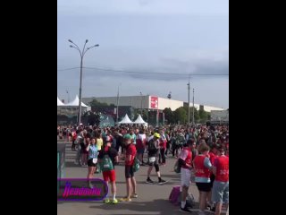 ЗОЖники заполонили центр Москвы — велофестиваль, велогонка и беговая эстафета перекрыли Садовое кольцо    Сегодня... (видео)