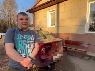 Во Всеволожске пьяный, которого "послали в баню", разгромил чужую машину и отправился в полицию.  43-летнего мужчину... (видео)