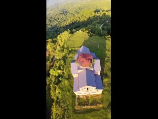 Тысячелетний Бедийский Храм в горах Абхазии  Великолепная архитектура, удивительная природа и мастерство оператора - в... (видео)