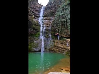Дзыхринский водопад. Уединенное место. Не самый высокий в Сочи, но очень живописный. И дорога до него по Ахштырскому... (видео)