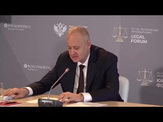 🚩 «Юридически СССР еще существует», — мнение    Об этом со ссылкой на слова специалистов по конституционному праву... (видео)