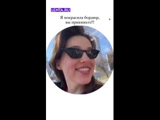 Улыбка и позитив этой девушки не оставят равнодушными никого!   Просто послушайте историю про то, как она помогала... (видео)