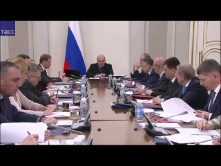 Это с теми, которые почти 30 из одного кресла в другое меняются? - Илья Фах