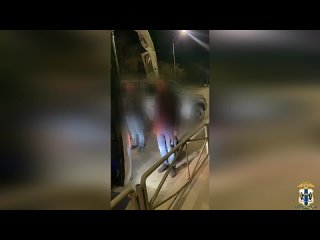 В Новосибирске выявлен нелегальный автовокзал с мигрантами   В Новосибирске сотрудники полиции обнаружили нелегальный... (видео)