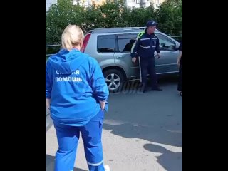 Водители Подмосковья массово предупреждают друг друга о цыганских детях, бросающихся под колеса. Осторожно, жестокое... (видео)