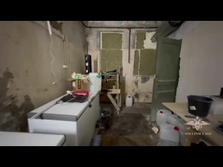 Полиция накрыла лабораторию с 43 кг мефедрона  Пресс-служба МВД РФ показала, как выглядело производство популярного... (видео)