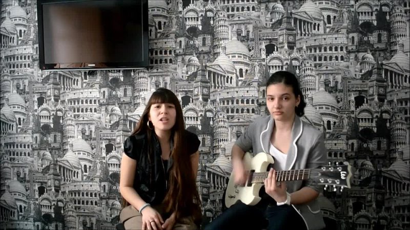 Taylor Swift-I Knew You Were trouble (cover by Natalie Rich & Julia Austin)