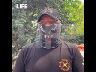 Боец с позывным Одноглазый спустя два года смог найти девочку, которую спас во время ожесточённых боёв в Бахмуте. В тот... (видео)