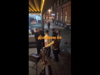 Чеченцы устроили скандал у московского клуба после отказа на входе  
Группа мужчин из Чечни попыталась пройти фейс-контроль в с