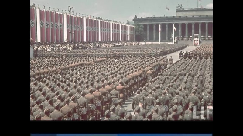 Фашистская германия парад. Парад в Германии 1939. Третий Рейх Берлин 1939. Парад в Берлине 1939. Германия Берлин 1939.