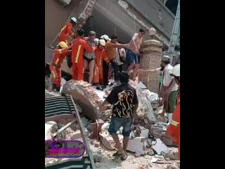 Эпицентр землетрясения в юго-восточной Азии пришелся на Мьянму — там значительные повреждения    Сегодня туристы в... (видео)