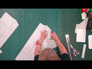 Шикарное платье с оригинальными рельефами. Моделирование очень комфортного платья