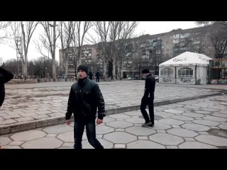 Мартовская пробежка за спорт и ЗОЖ () в Запорожье: финиш на Фестивальной