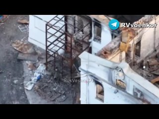 ⚓️🇷🇺 Морпехи освободили Горнальский монастырь ☦   Курский Горнальский монастырь освобождён морпехами 40-й бригады!   ... (видео)