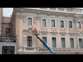 🌨 Коммунальные службы продолжают ликвидировать последствия снегопада.   Техника проводит прометание и... (видео)