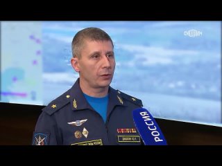Вертолёт с Владимиром Путиным атаковали дроны в Курской области 20 мая, сообщил командир ПВО Юрий Дашкин.   По его... (видео)