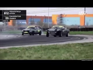 На чемпионате по дрифту Let’s Drift в Шушарах случилось чудо: с колеса машины во время заезда слетела шина, а потом... (видео)