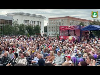 Жители и гости города Кургана тепло встретили концерт государственного ансамбля песни и танца "Дагестан". Он прошёл 12... (видео)