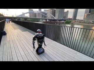 Говорящего робота-медбрата для помощи врачам создали инженеры из Кургана  «Робот может проводить людей на процедуры,... (видео)