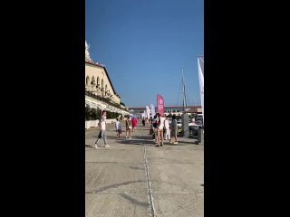 Туристы не отказываются от отдыха в Сочи после атаки беспилотников   Туристы, отдыхающие в Сочи не собираются прерывать... (видео)