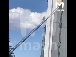 Крик одного из пострадавших в саратовской многоэтажке услышали под завалами на 9-м этаже. Предварительно, это мужчина.... (видео)