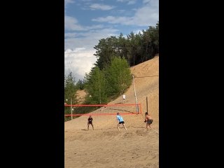 Изумрудное озеро на выходных (видео)