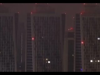 🚀🔥 УДАРЫ ПО ЗАВОДУ «АРТЕМ» В КИЕВЕ   Ночные удары БпЛА-камикадзе по  заводу «Артем» в Киеве.  Помимо дронов, удары... (видео)