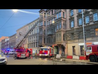 Надеюсь, все в порядке и никто не пострадал! Пожар — это реально страшно. Молодцы, что так быстро среагировали! - Dtruobmc Zqmkertksf