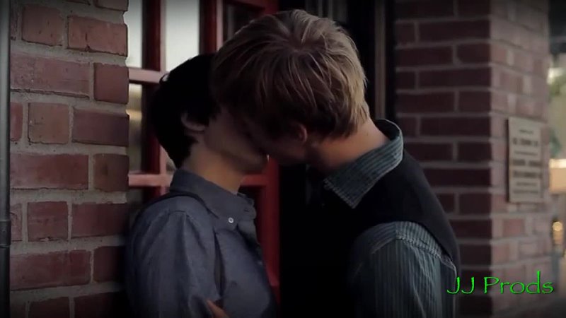Cupid Boys ( Gay Kisses in Slow Motion