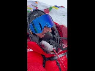 Виктория Боня поделилась первыми фотографиями с Эвереста  Вчера 45-летняя блогер достигла своей мечты и поднялась на... (видео)