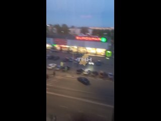 В Сормове на Кораблестроителей сбили мотоциклиста.  К счастью, все живы. (видео)
