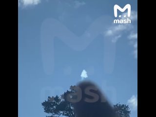 Обломки ВСУшного беспилотника упали на парковку в подмосковном Ногинске. Со слов очевидцев, работает ПВО.  ПВО отразила... (видео)