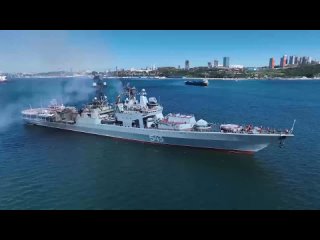 ⚓️🇷🇺 Белоусов поздравил военнослужащих и ветеранов с Днем Военно-Морского Флота    Министр обороны Российской... (видео)