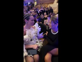 Марк Эйдельштейн признался, что является поклонником Киркорова и подарил Примадоне футболку.   Звезды шоу-бизнеса... (видео)