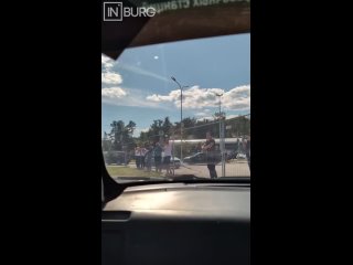 🏎️ Наш журналист прокатился на дрифт- фестивале с одним из гонщиков.  Говорит: стошнить не стошнило, но из-за... (видео)