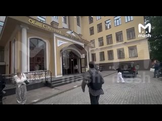 Оксана Самойлова с Инстасамкой в Общественной палате РФ заседают  Обсуждают закон о безопасности и правах детей в... (видео)