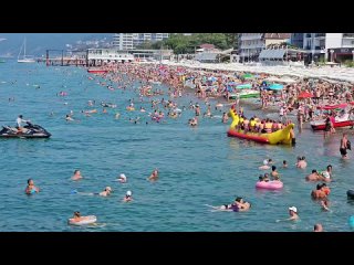 Погода на море сегодня.  Ясно, температура воздуха днем до 30 градусов в тени, температура воды 27,2 градуса.  Море... (видео)