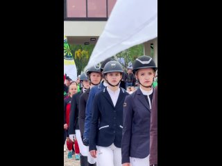 Несмотря на пасмурную погоду, на фестивале «Летофест» в Верхнем Дуброво сегодня было жарко!  Почти 300 спортсменов из... (видео)