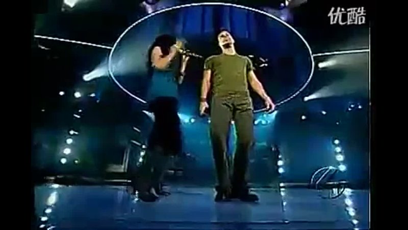 Ricky Martin I dont care performance with Amarie-Oprah Show 2005