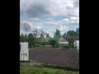 Перед падением вертолета в Орловской области местные жители наблюдали его падение    Вероятнее всего, пилоты машины... (видео)