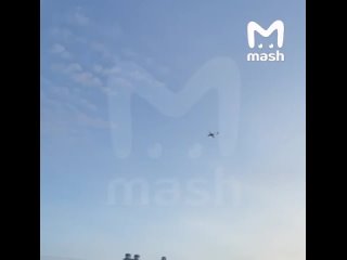 Момент пролёта ВСУшного БПЛА в Чувашской Республике. Предварительно, атакуют дронами типа "Лютый".   В Чебоксарах... (видео)